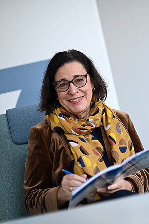 Prim. Dr. Christa Rados Prim. Dr. Christa Rados