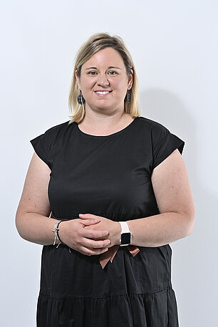 Mag. Stefanie Golmaier Mag. Stefanie Golmaier